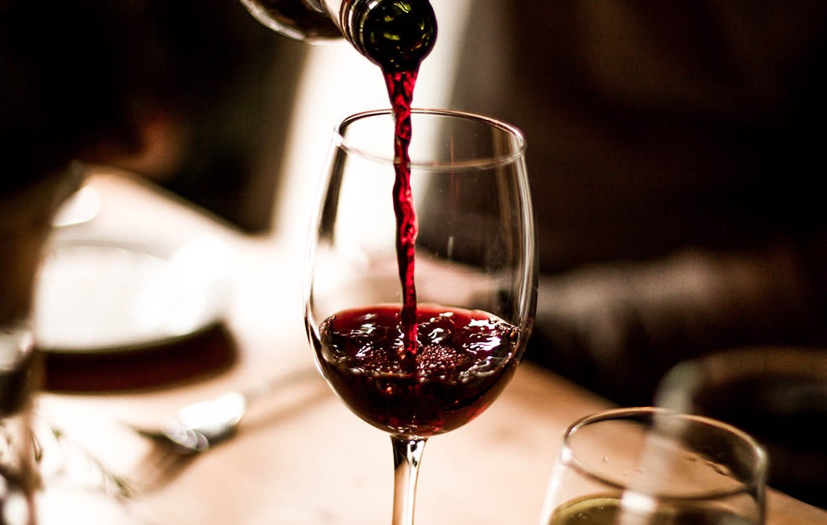 A Wine Lover’s Guide to Honolulu: Top Spots for Exceptional Vintages